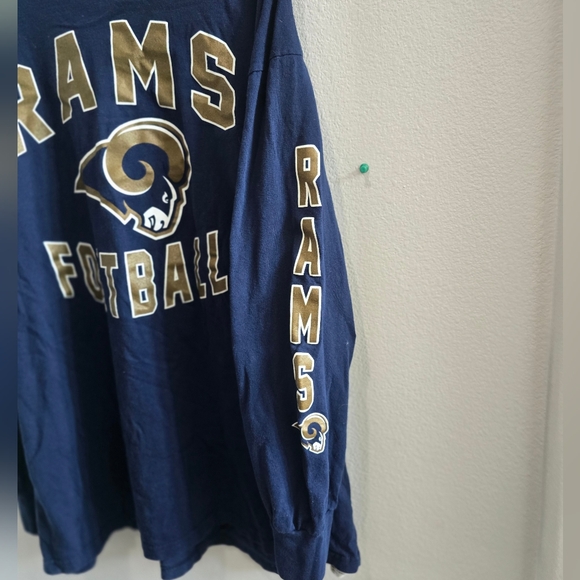 Team apparel LOs Angeles Rams Navy long sleeved logo shirt size 2XL - Picture 2 of 5